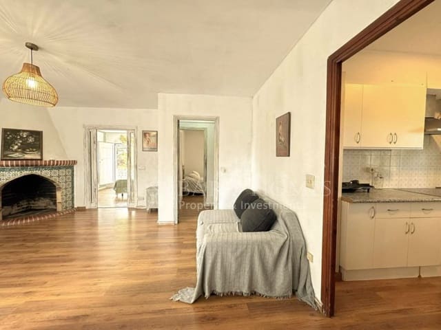 5 slaapkamer Villa te koop in Las Rotas / Les Rotes, Dénia met garage - € 590.000 (Ref: 9218583)