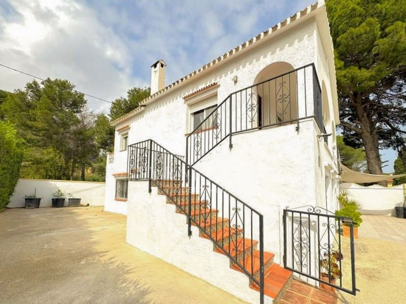5 soverom Villa til salgs i Denia med garasje - € 590 000 (Ref: 9218583)