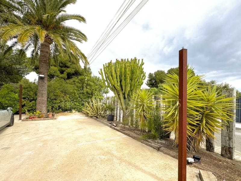 5 soverom Villa til salgs i Denia med garasje - € 590 000 (Ref: 9218583)