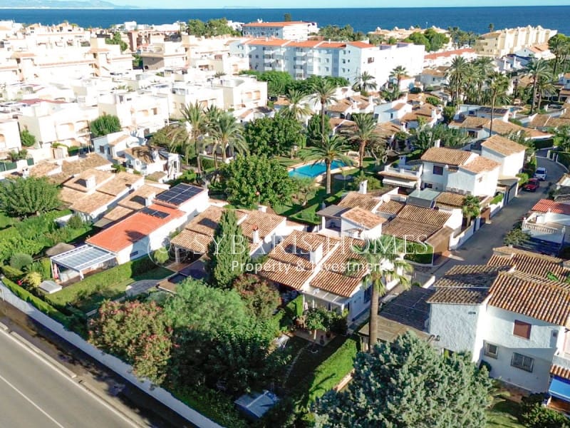 1 slaapkamer Bungalow te koop in Denia met zwembad garage - € 262.000 (Ref: 9239838)