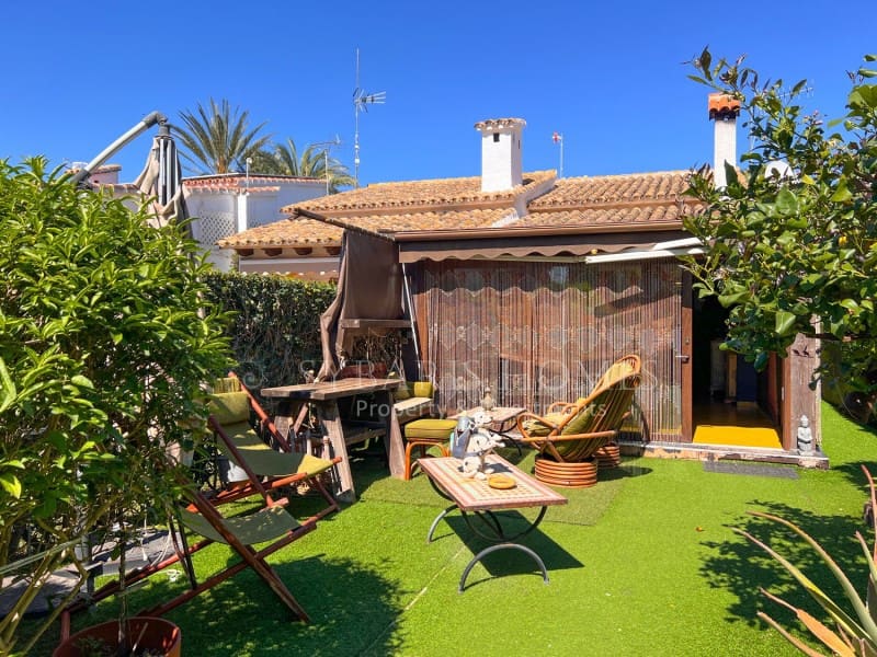 1 soverom Bungalow til salgs i Denia med svømmebasseng garasje - € 262 000 (Ref: 9239838)