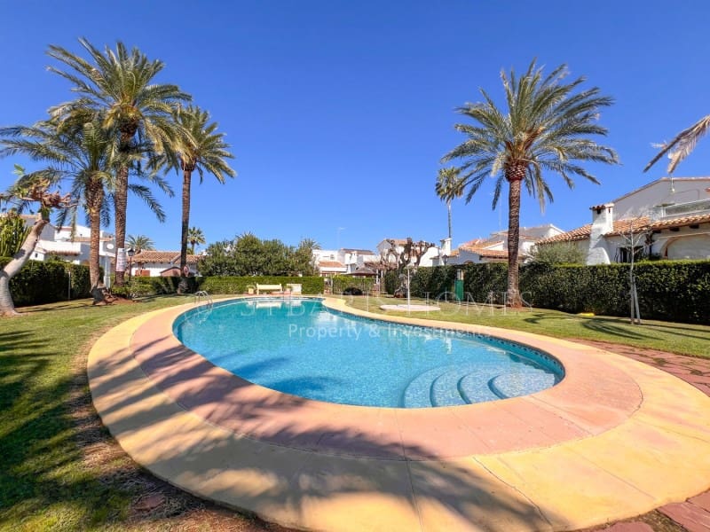 1 soverom Bungalow til salgs i Denia med svømmebasseng garasje - € 262 000 (Ref: 9239838)