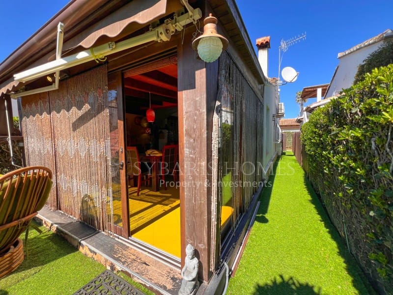 1 soverom Bungalow til salgs i Denia med svømmebasseng garasje - € 262 000 (Ref: 9239838)