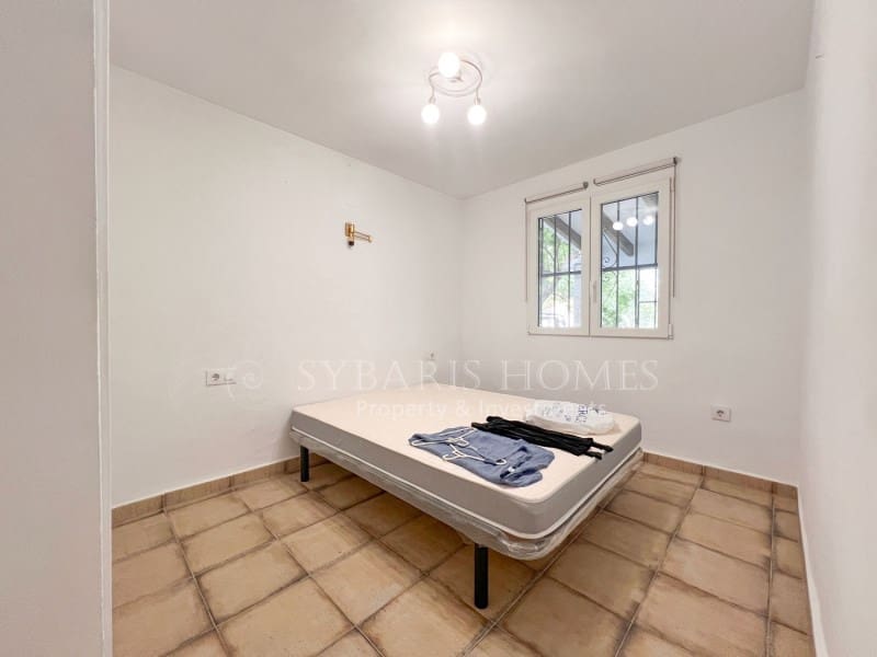 Bungalow de 3 habitaciones en Dénia en venta con piscina - 299.900 € (Ref: 9255494)