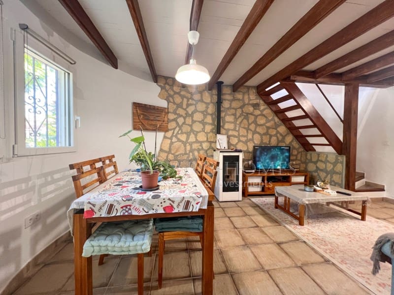 Bungalow de 3 habitaciones en Dénia en venta con piscina - 299.900 € (Ref: 9255494)