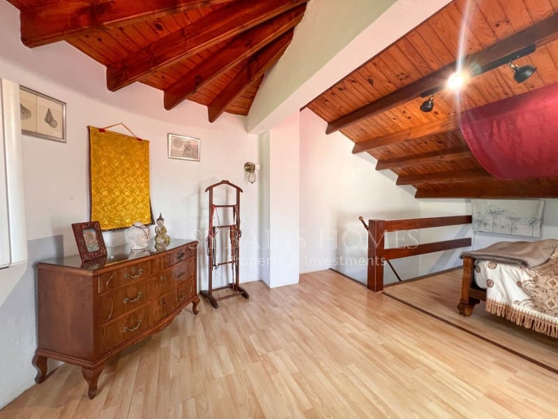 Bungalow de 3 habitaciones en Dénia en venta con piscina - 299.900 € (Ref: 9255494)