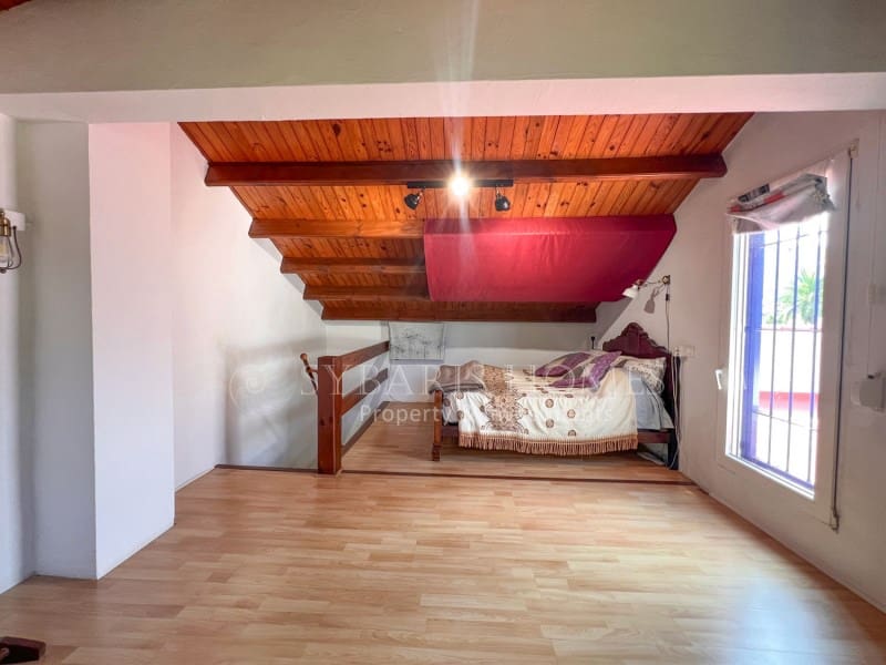 Bungalow de 3 habitaciones en Dénia en venta con piscina - 299.900 € (Ref: 9255494)
