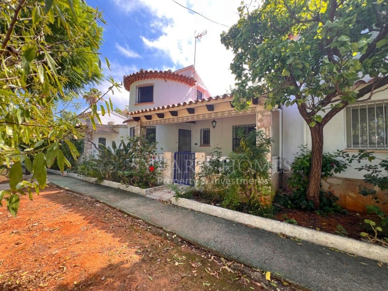 Bungalow de 3 habitaciones en Dénia en venta con piscina - 299.900 € (Ref: 9255494)