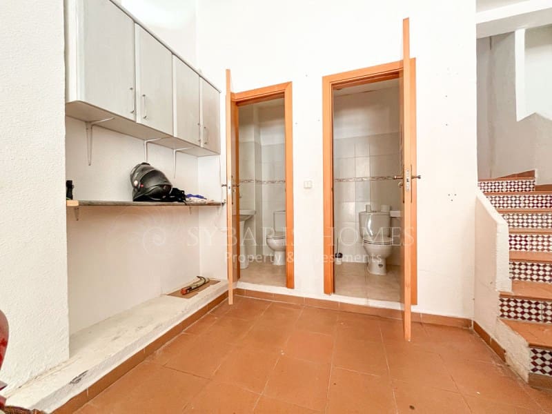 Commercieel te koop in Denia - € 345.000 (Ref: 9255495)