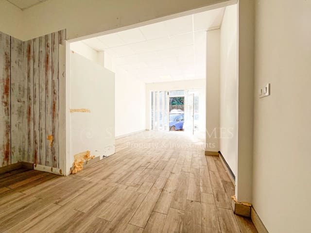 Commercial for sale in Centro Urbano, Dénia - € 275,000 (Ref: 9255495)