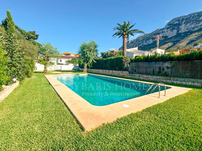 3 sovrum Villa till salu i Denia med pool garage - 490 000 € (Ref: 9264708)