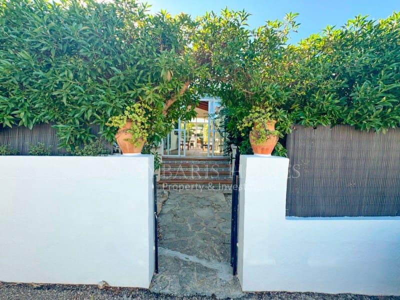 3 sovrum Villa till salu i Denia med pool garage - 490 000 € (Ref: 9264708)