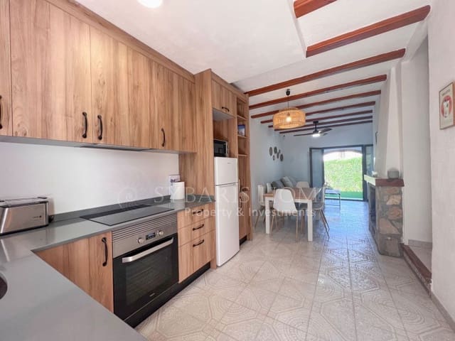 2 soveværelse Byhus til leje i El Montgó, Dénia med swimmingpool - € 850 (Ref: 9372169)