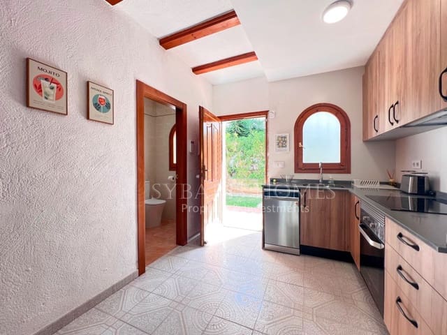 2 soveværelse Byhus til leje i El Montgó, Dénia med swimmingpool - € 850 (Ref: 9372169)