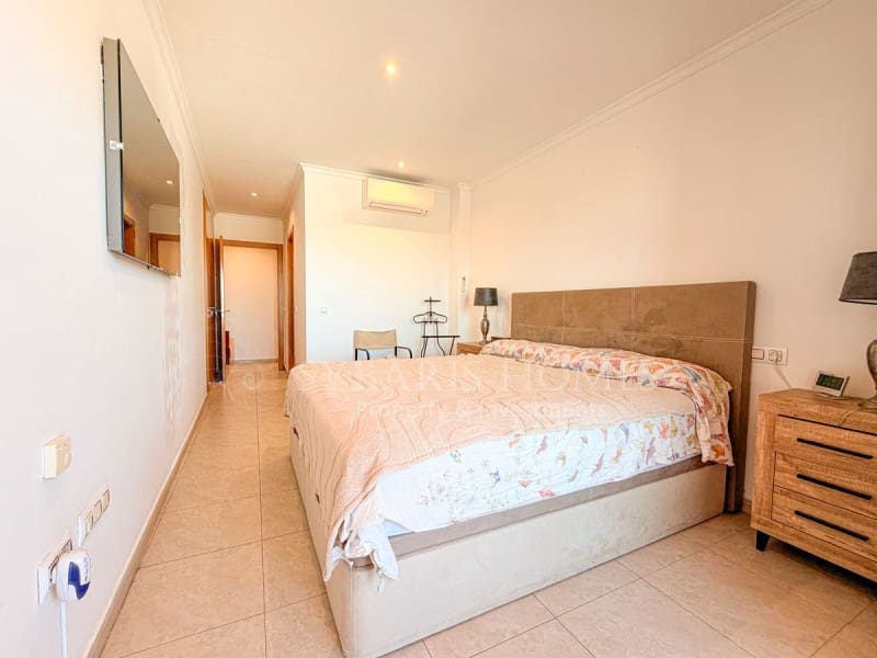 4 bedroom Penthouse for sale in Ondara with garage - € 297,000 (Ref: 9403620)