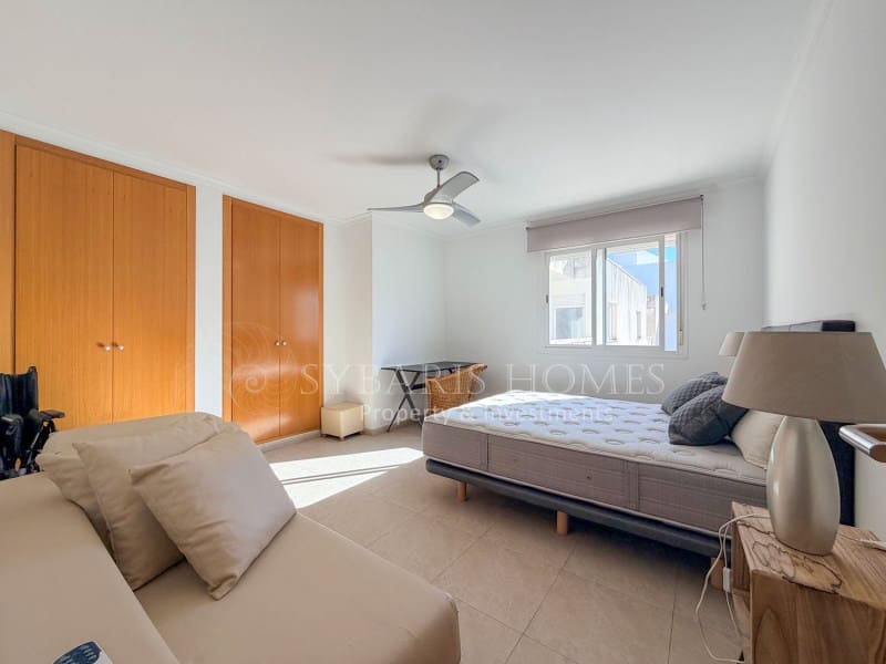 4 bedroom Penthouse for sale in Ondara with garage - € 297,000 (Ref: 9403620)