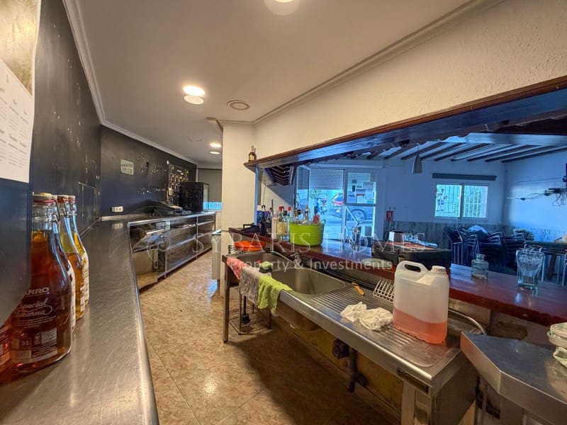 3 soveværelse Restaurant/Bar til salg i Denia - € 1.500.000 (Ref: 9627552)