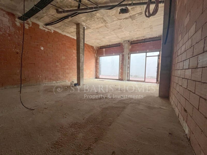 Kaupallinen myytävänä paikassa Els Poblets - 87 000 € (Ref: 9627553)