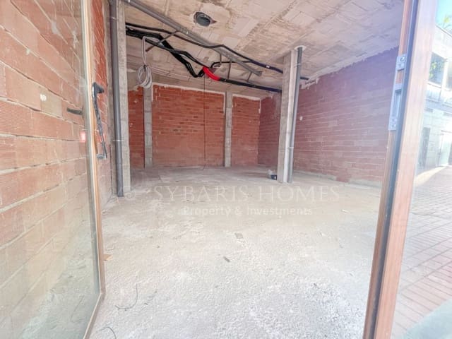 Kaupallinen myytävänä paikassa Els Poblets - 87 000 € (Ref: 9627553)