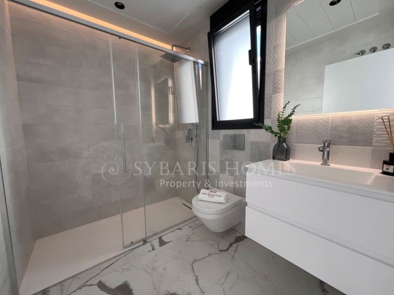 3 sypialnia Willa na sprzedaż w Denia z basenem garażem - 675 000 € (Ref: 9679695)