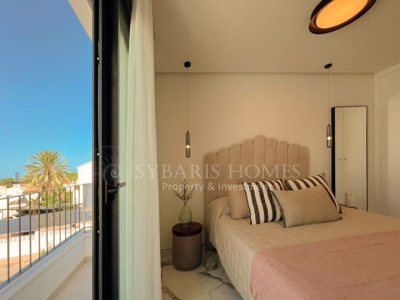 3 sypialnia Willa na sprzedaż w Denia z basenem garażem - 675 000 € (Ref: 9679695)