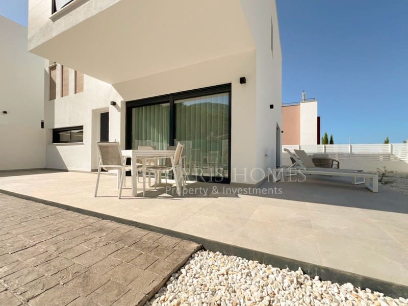 3 sypialnia Willa na sprzedaż w Denia z basenem garażem - 675 000 € (Ref: 9679695)