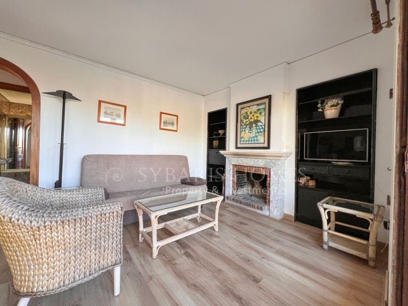 2 bedroom Apartment for sale in Denia with pool - € 270,000 (Ref: 9747750)