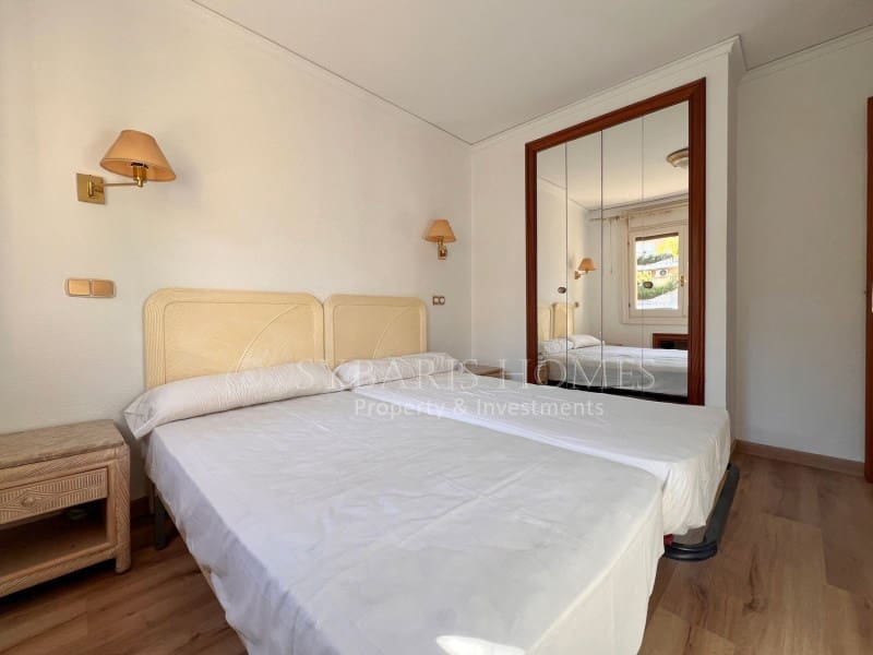 2 bedroom Apartment for sale in Denia with pool - € 270,000 (Ref: 9747750)