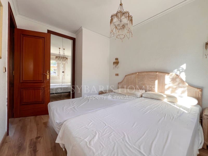 2 bedroom Apartment for sale in Denia with pool - € 270,000 (Ref: 9747750)