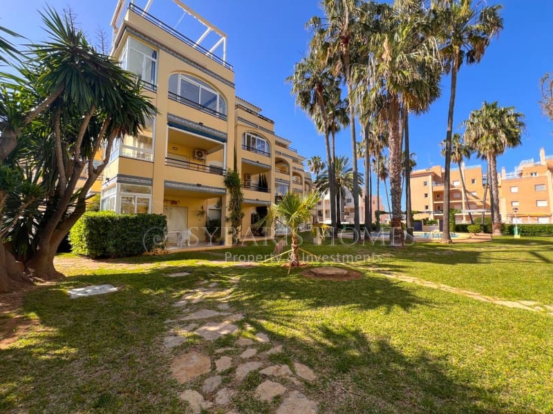 2 Zimmer Apartment zu verkaufen in Denia mit Pool Garage - 285.000 € (Ref: 9804157)