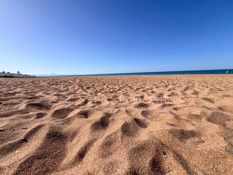 2 Zimmer Apartment zu verkaufen in Denia mit Pool Garage - 285.000 € (Ref: 9804157)