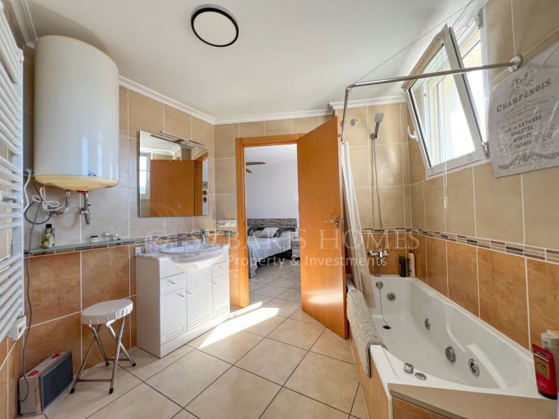 2 bedroom Apartment for sale in Ondara - € 235,000 (Ref: 9811425)