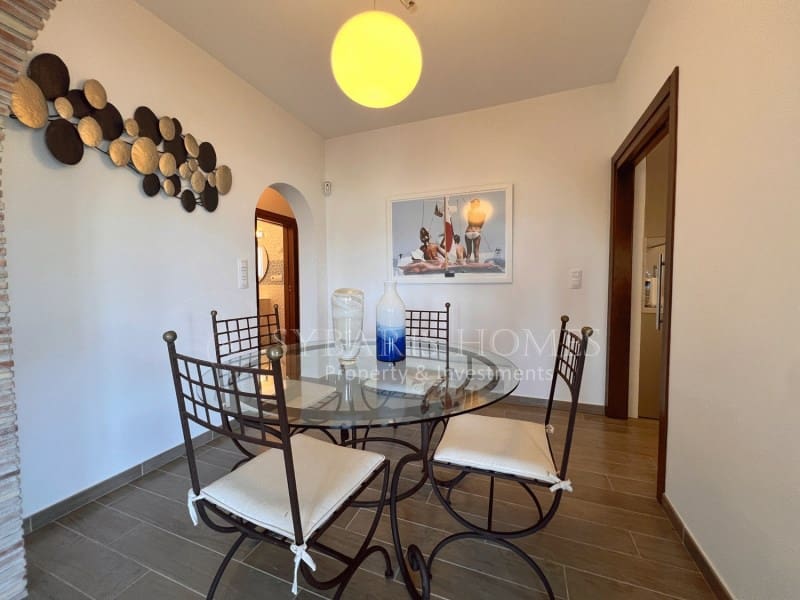 4 soverom Villa til salgs i Benitachell / Benitatxell med svømmebasseng garasje - € 638 000 (Ref: 9845279)