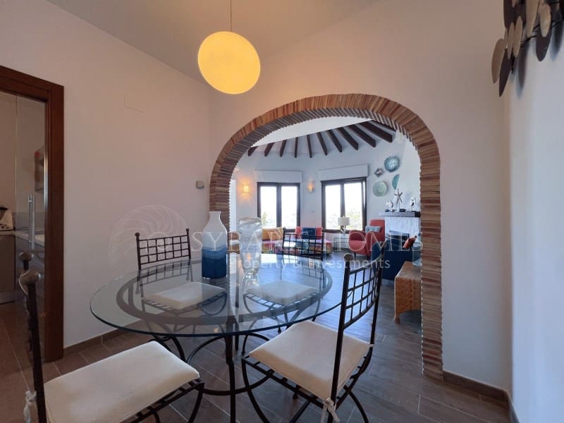 4 soverom Villa til salgs i Benitachell / Benitatxell med svømmebasseng garasje - € 638 000 (Ref: 9845279)