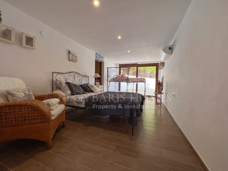 4 soverom Villa til salgs i Benitachell / Benitatxell med svømmebasseng garasje - € 638 000 (Ref: 9845279)
