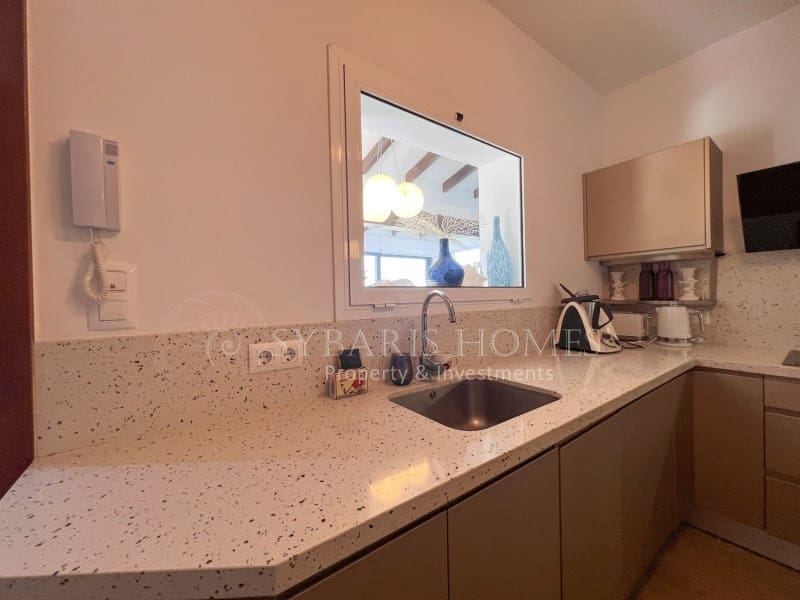 4 soverom Villa til salgs i Benitachell / Benitatxell med svømmebasseng garasje - € 638 000 (Ref: 9845279)