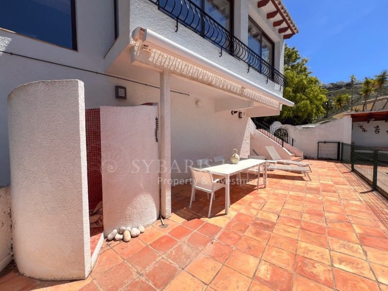 4 soverom Villa til salgs i Benitachell / Benitatxell med svømmebasseng garasje - € 638 000 (Ref: 9845279)