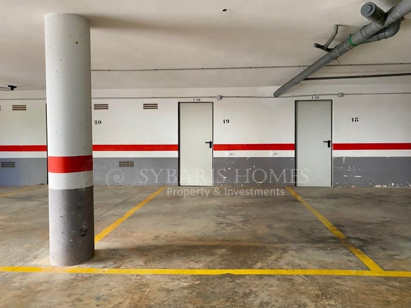 2 bedroom Apartment for sale in Denia with pool garage - € 449,500 (Ref: 9849330)