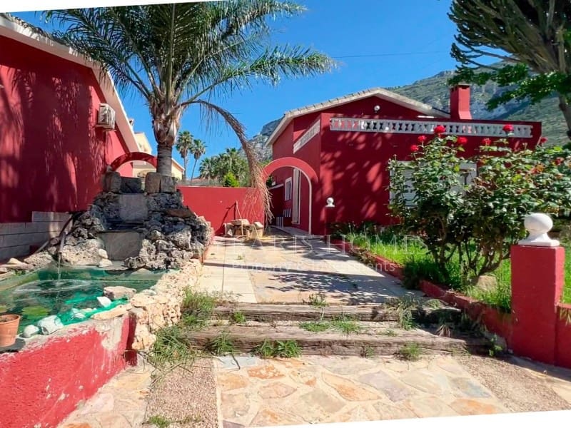 5 sovrum Villa till salu i Denia med pool garage - 1 250 000 € (Ref: 9868428)