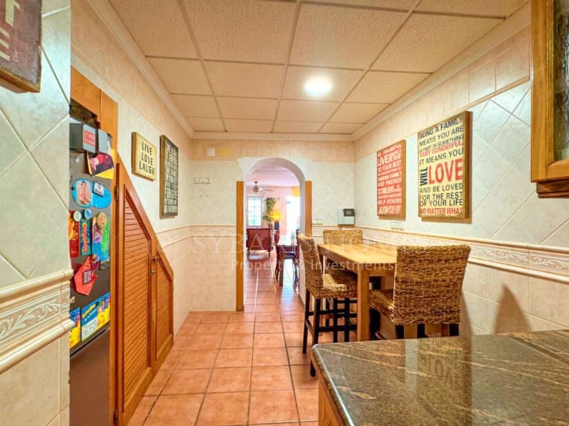 4 bedroom Townhouse for sale in Pedreguer - € 339,000 (Ref: 9894443)
