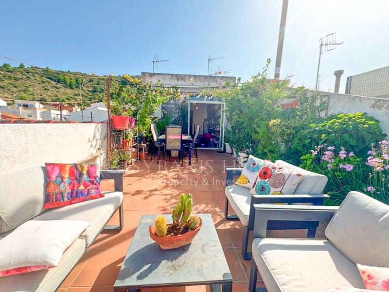 4 bedroom Townhouse for sale in Pedreguer - € 339,000 (Ref: 9894443)