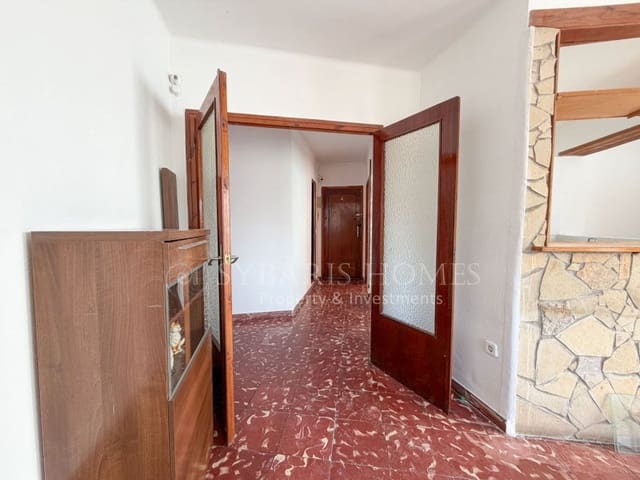4 bedroom Apartment for sale in Centro Urbano, Dénia - € 189,000 (Ref: 9894444)