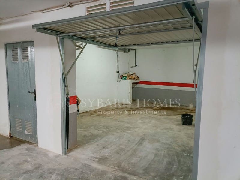 Garage à vendre à Denia - 42 000 € (Ref: 9907577)