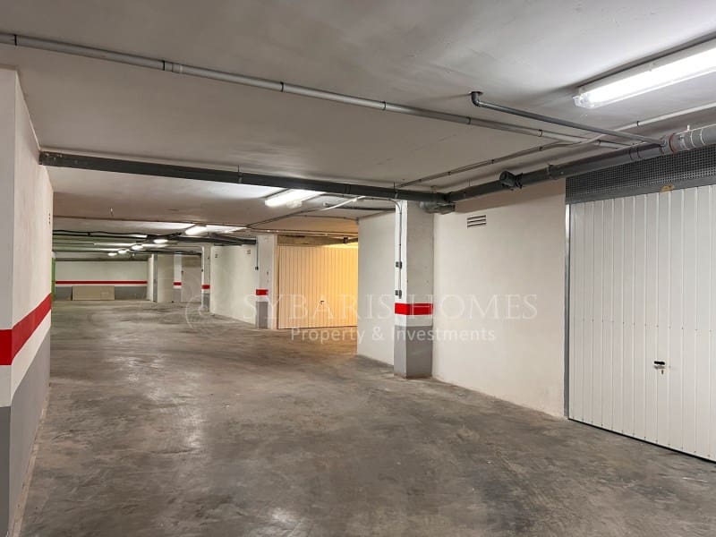 Garage à vendre à Denia - 42 000 € (Ref: 9907577)