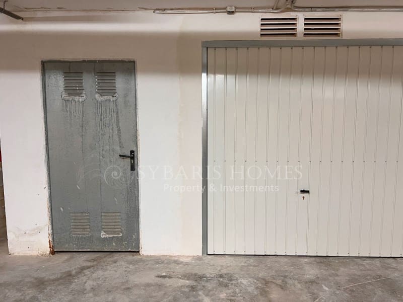 Garage à vendre à Denia - 42 000 € (Ref: 9907577)