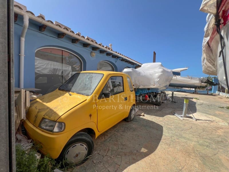 Yritys myytävänä paikassa Denia mukana 
autotalli - 1 650 000 € (Ref: 9929033)
