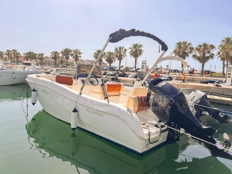 Yritys myytävänä paikassa Denia mukana 
autotalli - 1 650 000 € (Ref: 9929033)
