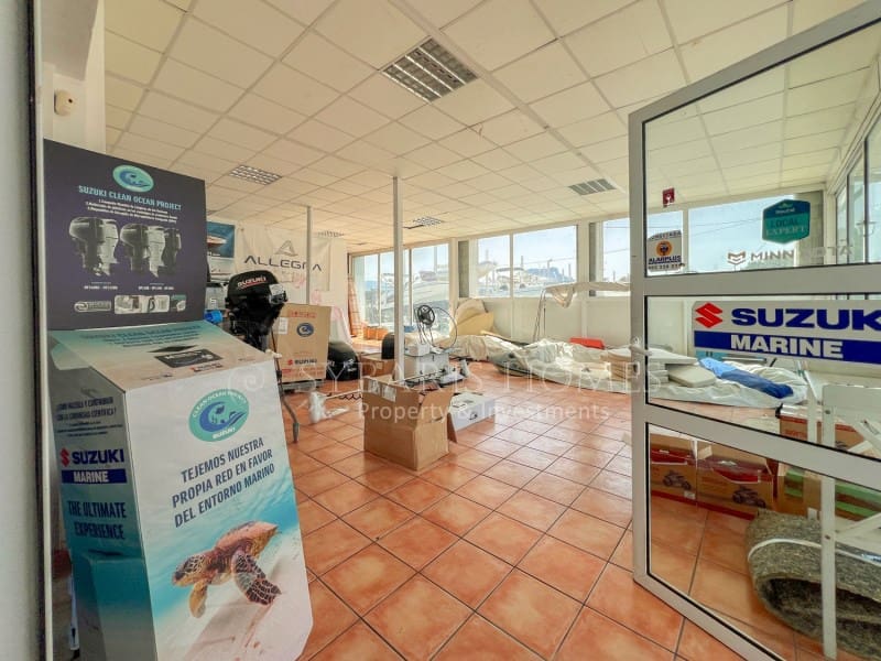 Yritys myytävänä paikassa Denia mukana 
autotalli - 1 650 000 € (Ref: 9929033)