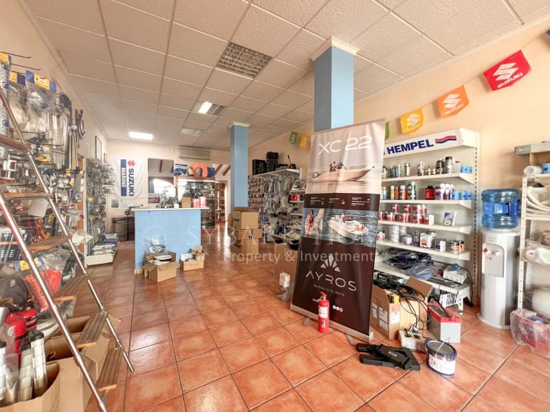 Yritys myytävänä paikassa Denia mukana 
autotalli - 1 650 000 € (Ref: 9929033)