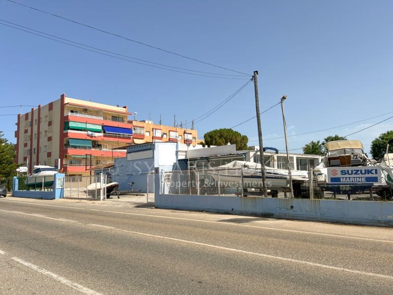 Yritys myytävänä paikassa Denia mukana 
autotalli - 1 650 000 € (Ref: 9929033)